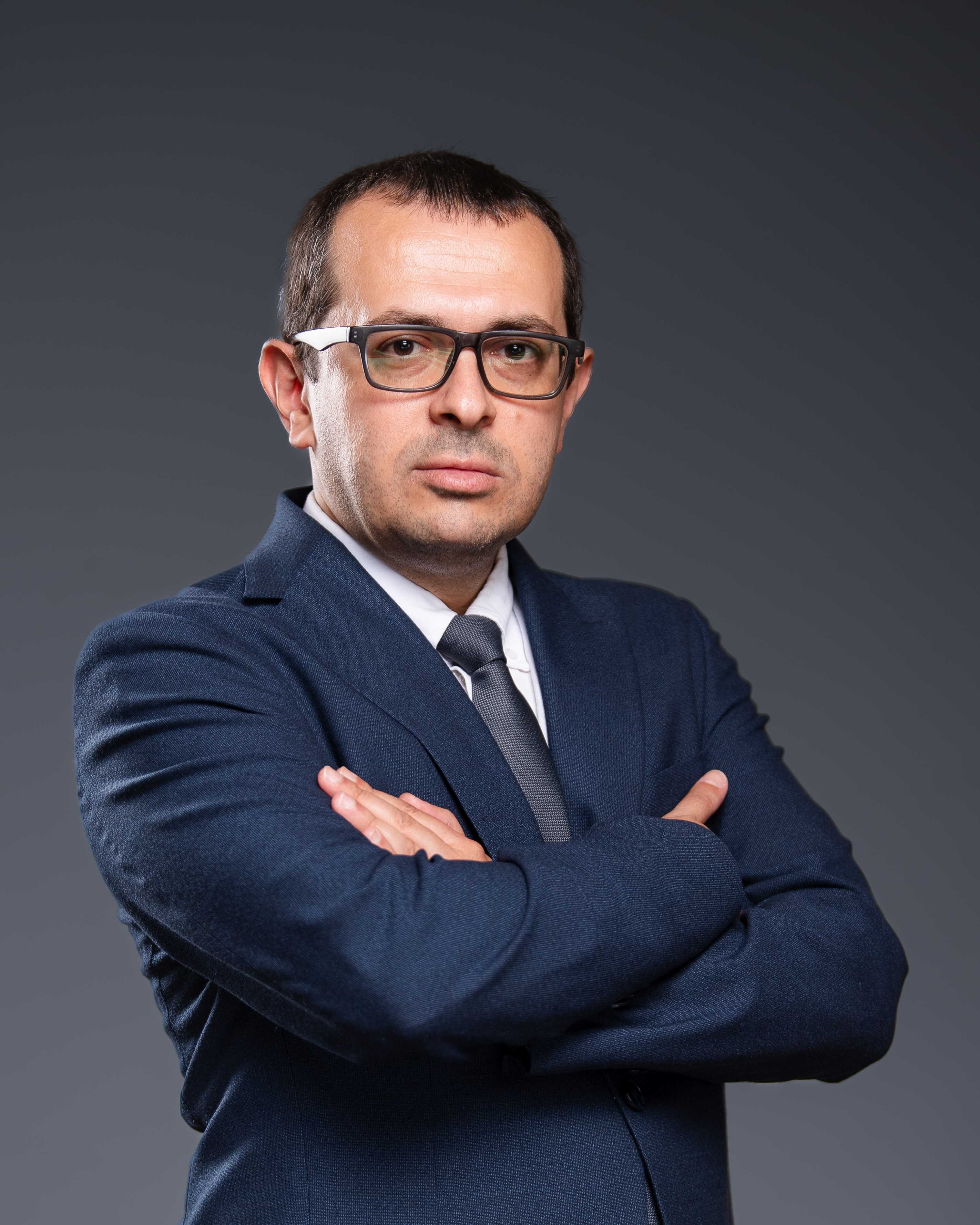 Ariz Cavadov
